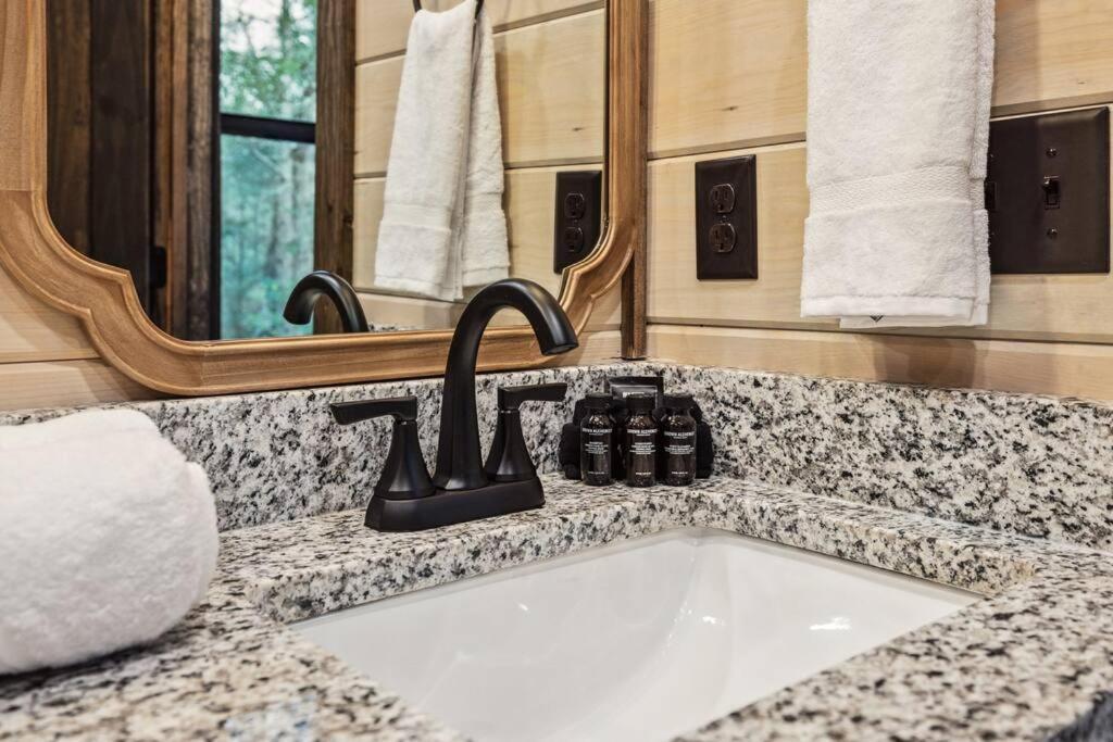 Black Bear Cove Gatlinburg Ngoại thất bức ảnh